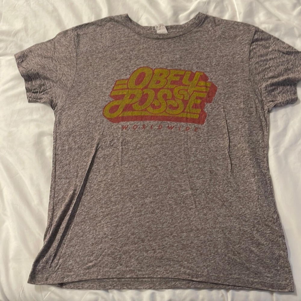 Men’s medium gray Obey t-shirt